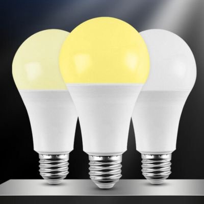 Three-color changing light bulb