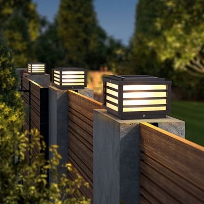 Quad grille solar post light