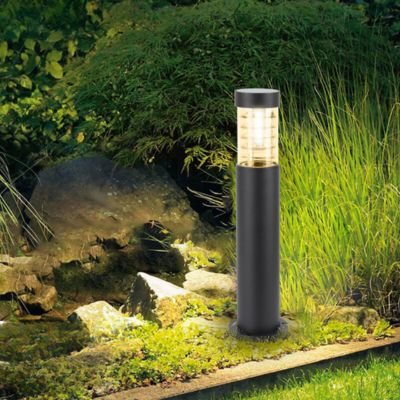 solar lawn pole light