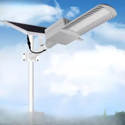 6000 lumens solar street light